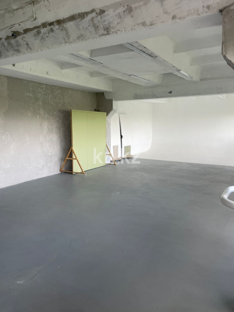 Аренда , ул. Жарокова, дом  210 в Алматы - фото 3