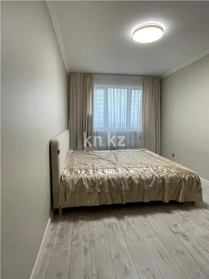 Продажа 3-комнатной квартиры, 92.4 м², ул. Садвакасова, дом  35 в Алматы - фото 2