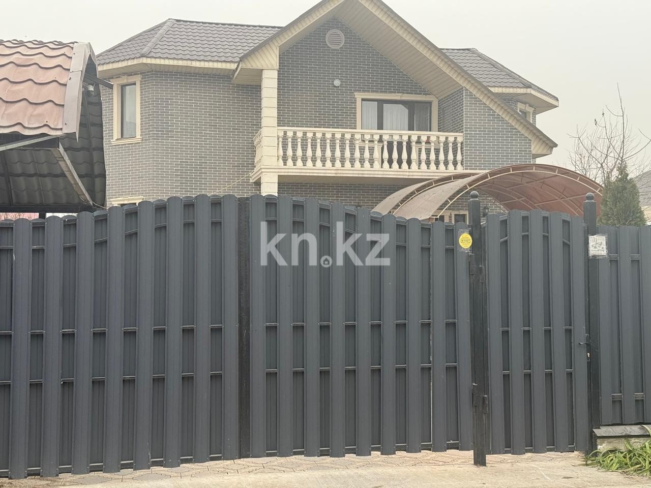 Продажа 5-комнатного дома, 220 м², ул. Маметовой, дом  57 в Алматы