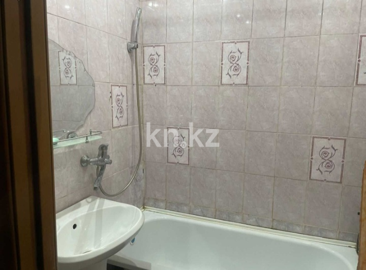 Аренда 1-комнатной квартиры, 30 м², пр. Строителей, дом  21 в Караганде - фото 7