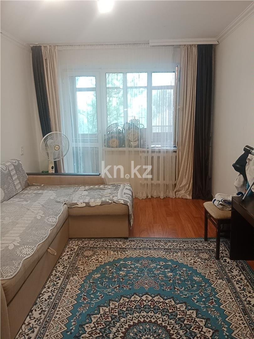 Продажа 3-комнатной квартиры, 64 м² в Караганде