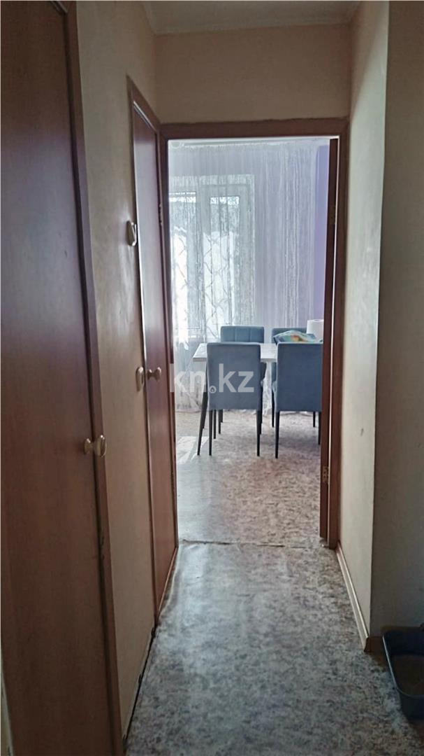 Продажа 3-комнатной квартиры, 63 м², мкр-н Голубые Пруды, дом  12 в Караганде - фото 13