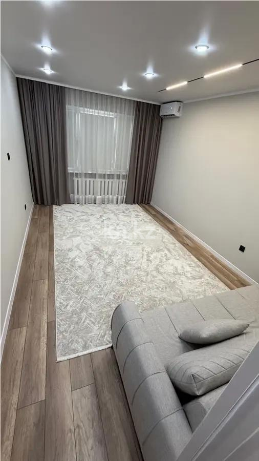 Продажа 1-комнатной квартиры, 40 м², мкр-н Аксай-3, дом  5 в Алматы