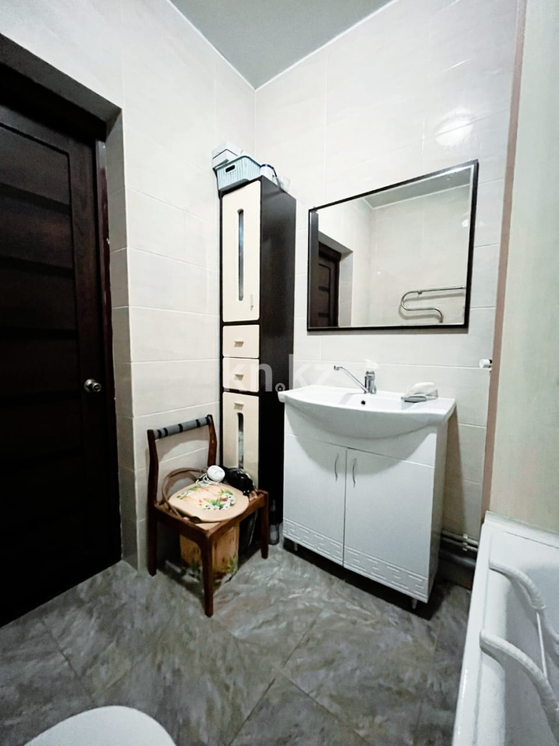 Продажа 3-комнатной квартиры, 64 м², ул. Дружбы Народов, дом  2/4 в Усть-Каменогорске - фото 20