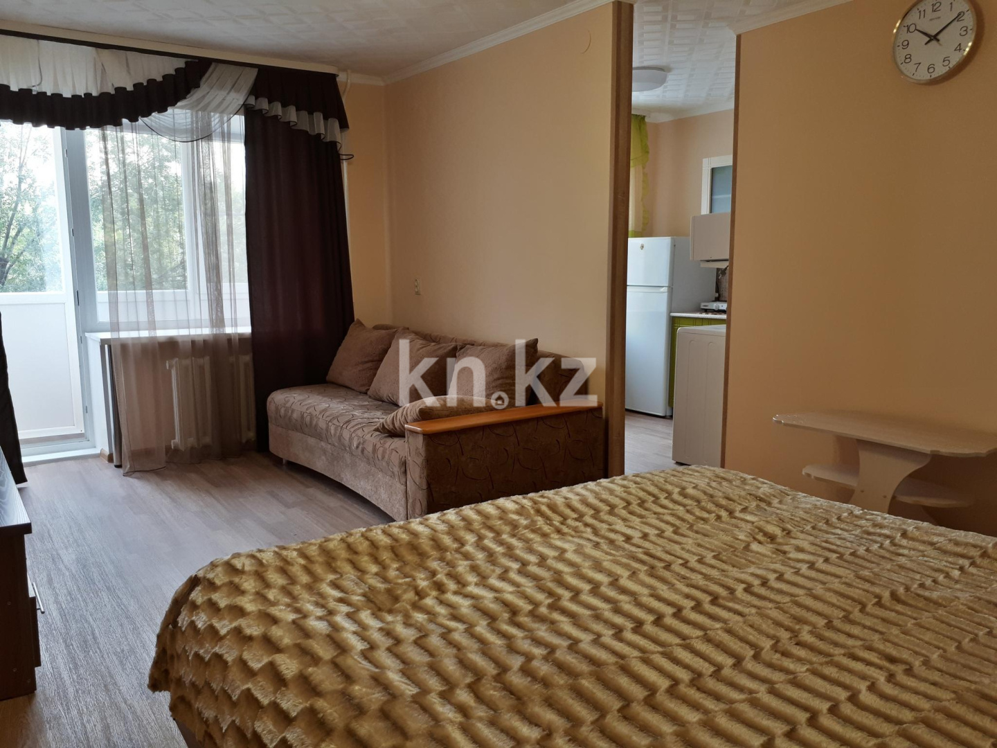 Аренда 1-комнатной квартиры посуточно, 32 м², ул. Потанина, дом  19 в Усть-Каменогорске - фото 2