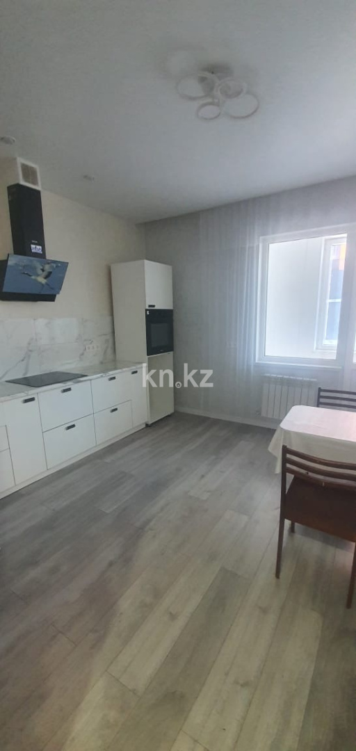 Аренда 2-комнатной квартиры, 71 м² в Астане