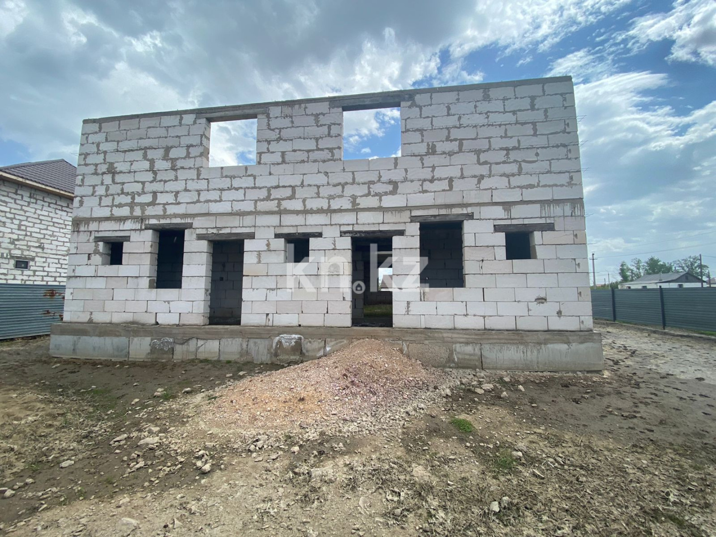 Продажа 8-комнатного дома, 280 м², ул. Рамазан в Астане