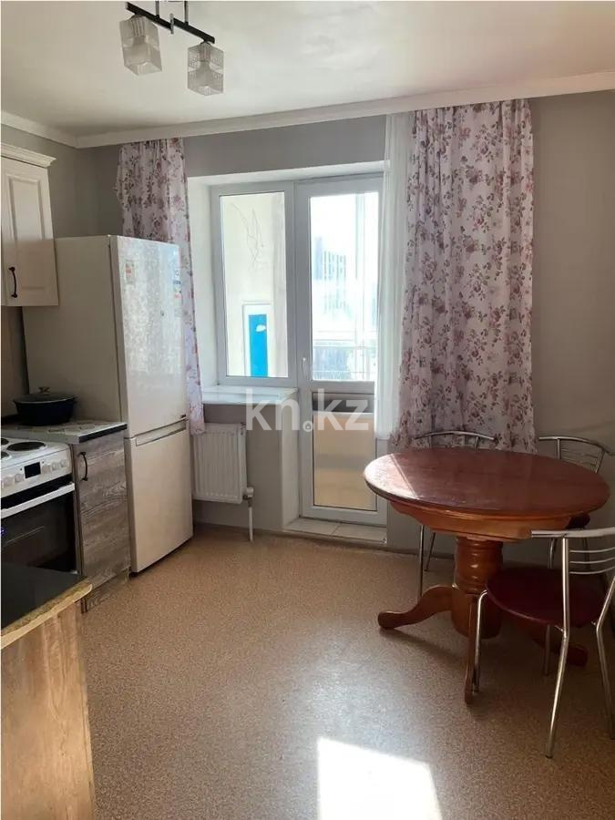 Продажа 2-комнатной квартиры, 49 м², пр. Кошкарбаева, дом  39 в Астане - фото 2