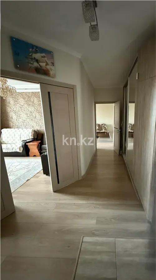 Продажа 2-комнатной квартиры, 65 м², пр. Шахтеров, дом  60 в Караганде - фото 5