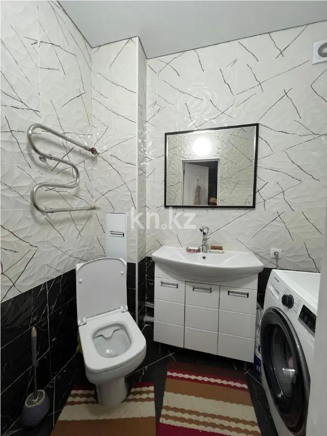 Продажа 3-комнатной квартиры, 78 м², ул. Нажимеденова, дом  17 в Астане - фото 6