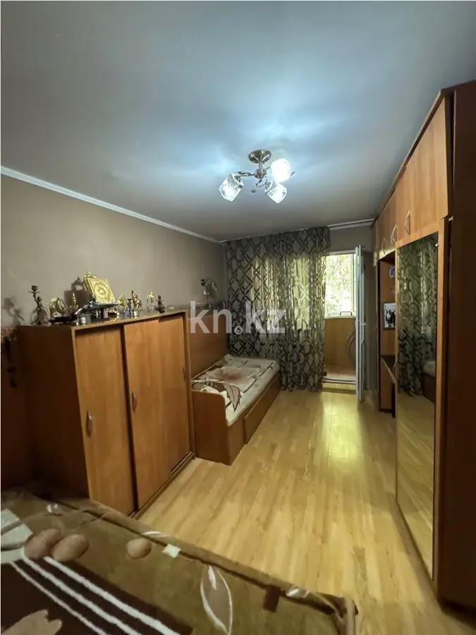 Продажа 4-комнатной квартиры, 81.5 м², мкр-н Аксай-4, дом  34 в Алматы - фото 3