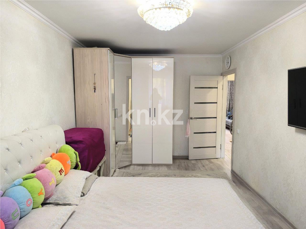 Продажа 3-комнатной квартиры, 62 м², ул. Муканова в Караганде - фото 7