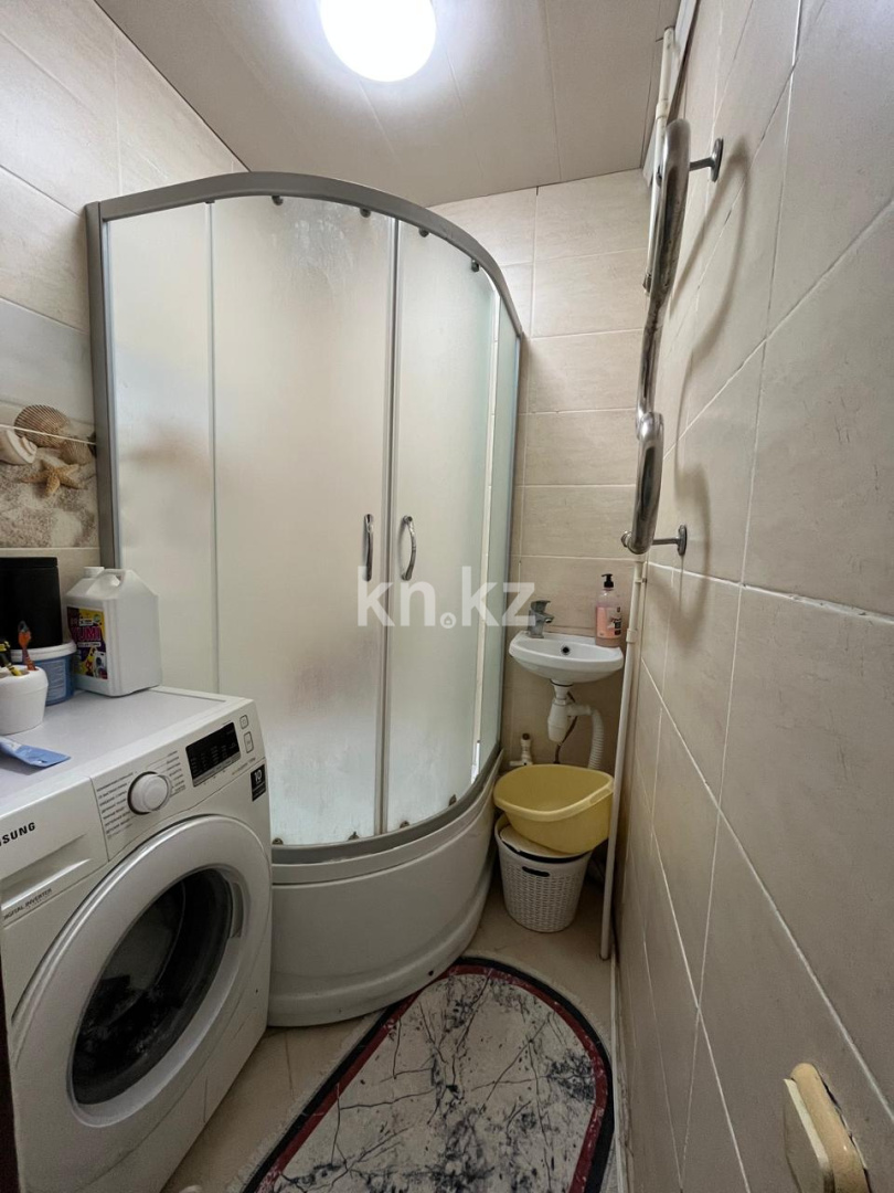 Продажа 3-комнатной квартиры, 62 м², пр. Республики, дом  10 в Караганде - фото 11