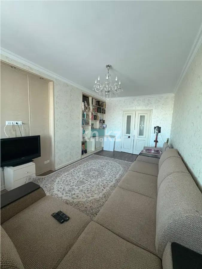 Продажа 2-комнатной квартиры, 70 м², пр. Кабанбай батыра, дом  48 в Астане