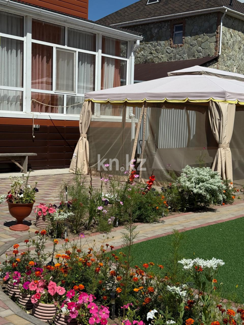 Продажа 7-комнатного дома, 370 м² в Караганде - фото 17