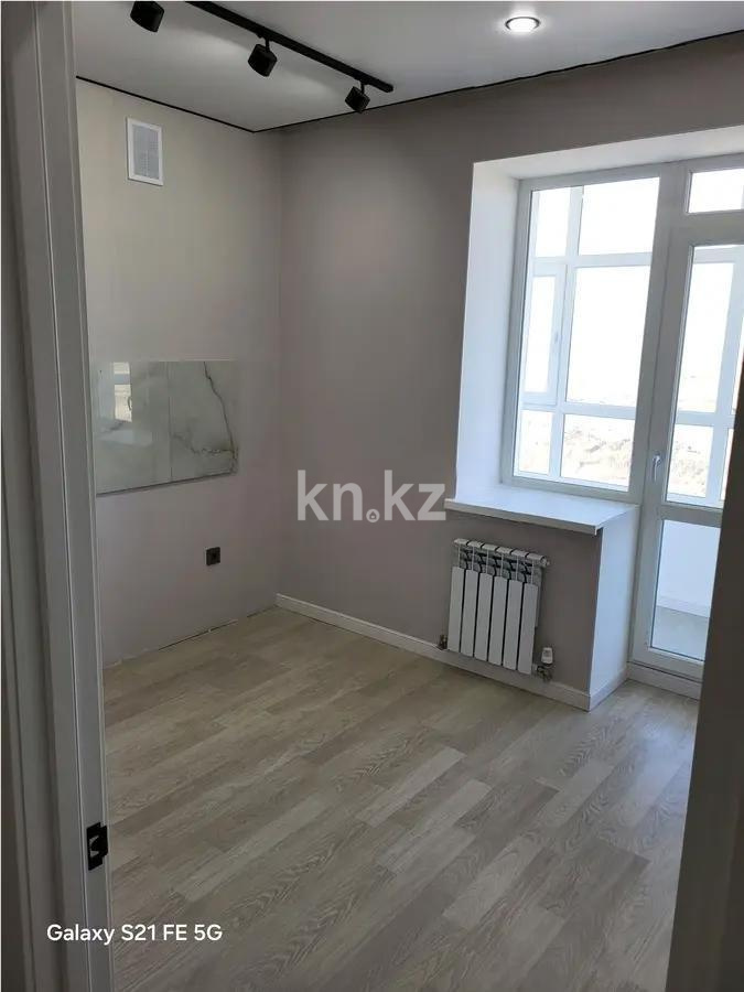 Продажа 1-комнатной квартиры, 36 м², ул. Айтматова, дом  33 стр в Астане