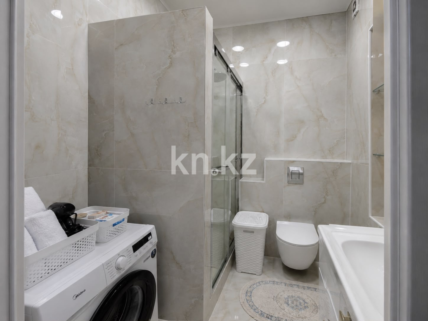 Аренда 2-комнатной квартиры посуточно, 55 м² в Алматы - фото 13