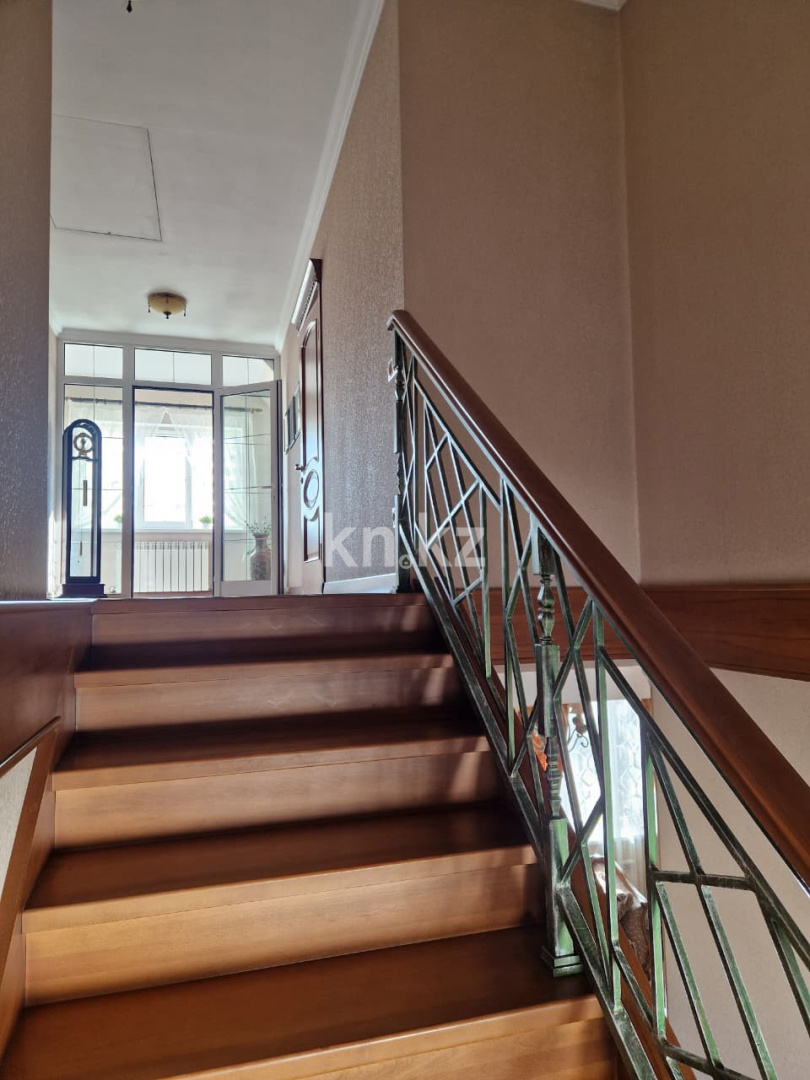 Продажа 5-комнатного дома, 140 м², ул. Кулболды в Алматы - фото 32