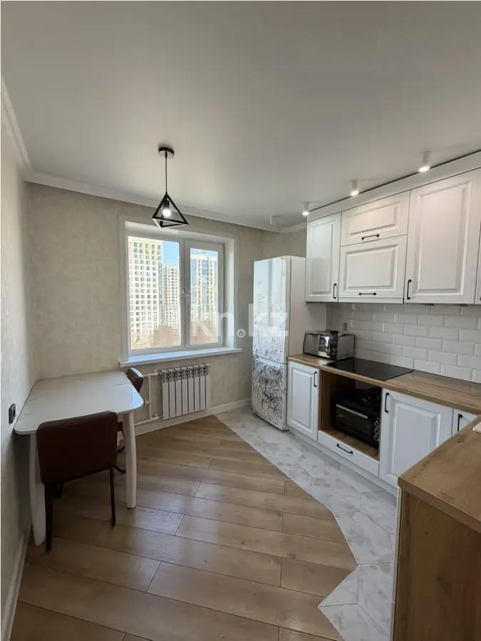 Продажа 2-комнатной квартиры, 54 м², мкр-н Степной-2, дом  5 в Караганде - фото 3