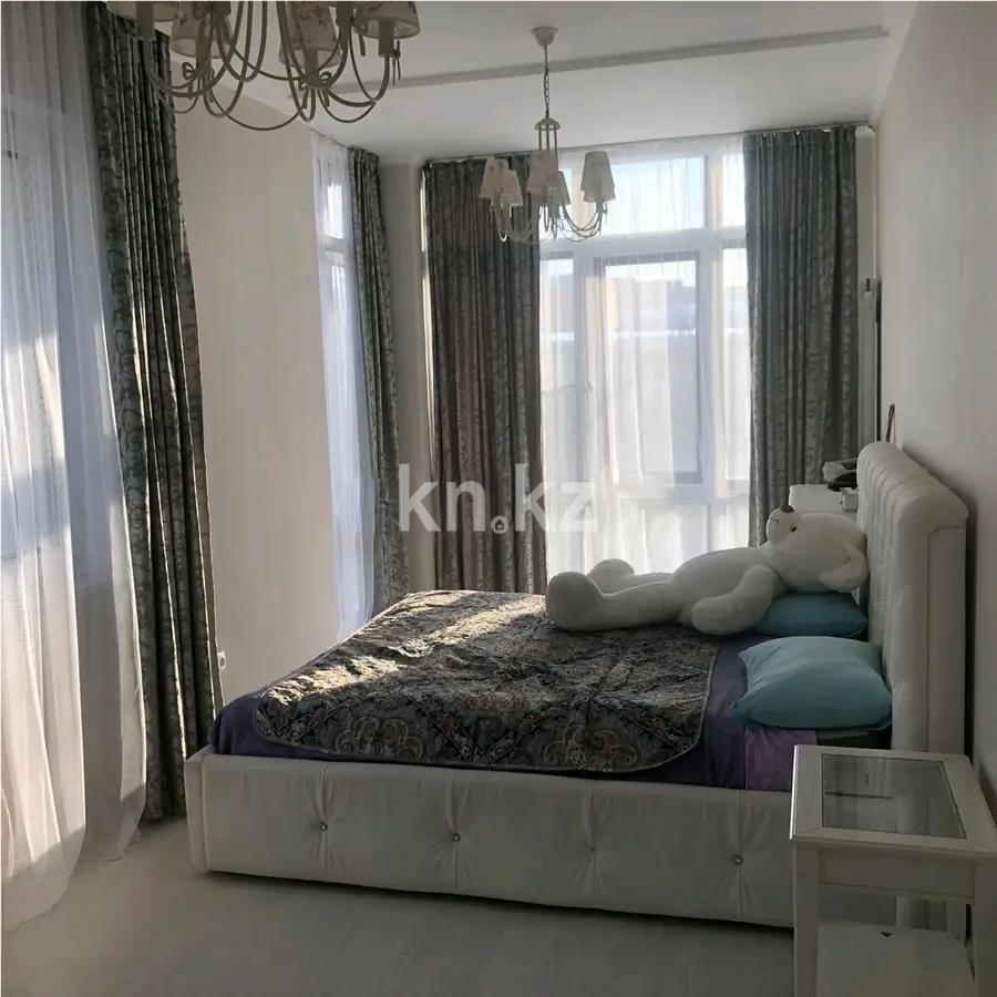 Продажа 3-комнатной квартиры, 120 м², пр. Кабанбай батыра, дом  7/2 в Астане - фото 2