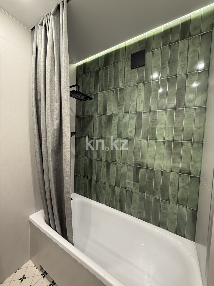 Аренда 1-комнатной квартиры посуточно, 35 м², ул. Айтиева, дом  154/1 - ул. Ауэзова в Алматы - фото 17