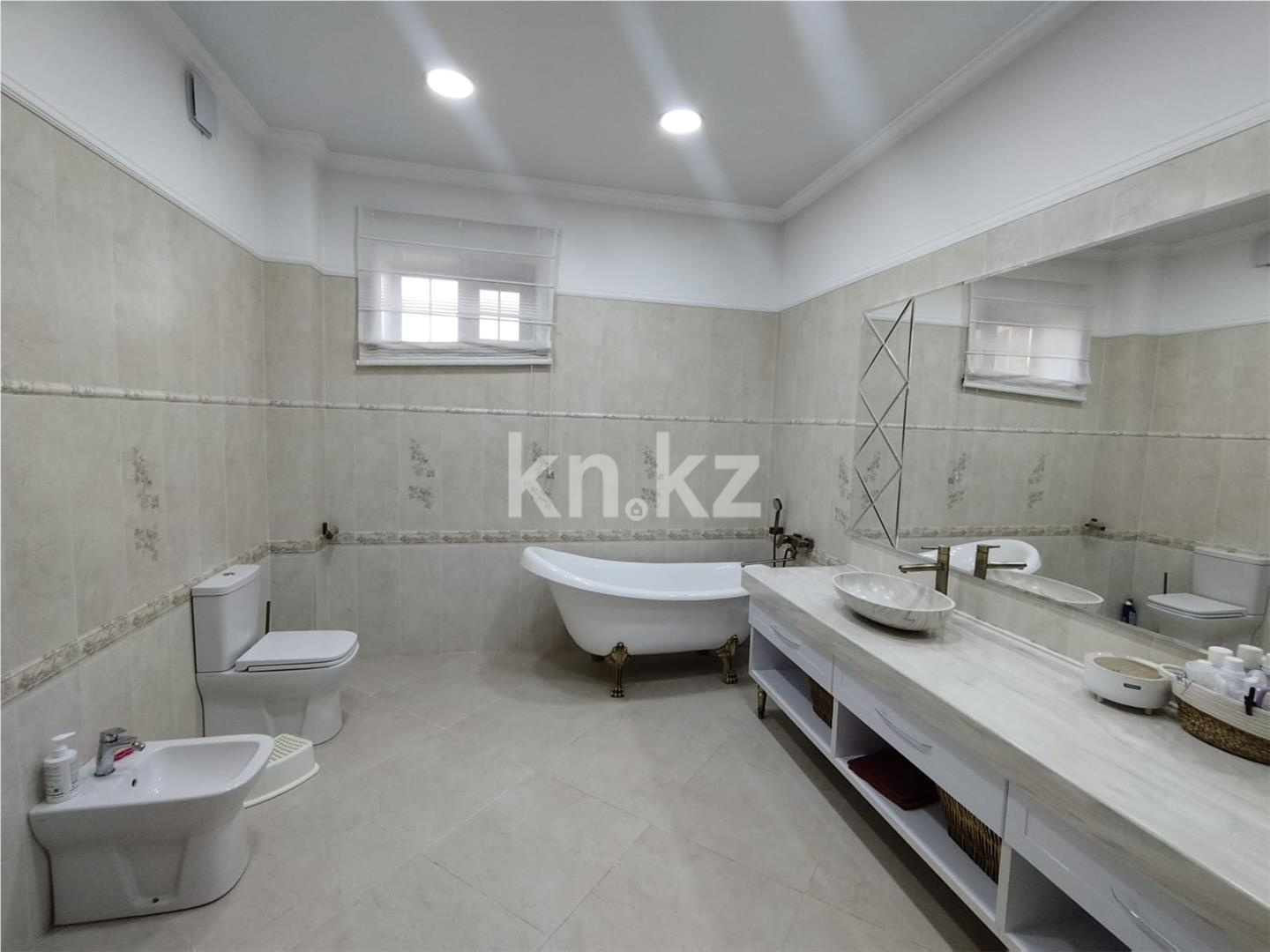 Продажа 7-комнатного дома, 280 м², ул. Елебекова, дом  22 в Караганде - фото 27