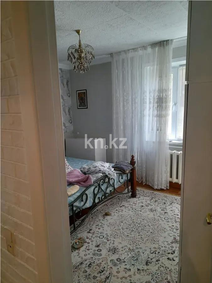 Продажа 3-комнатной квартиры, 62 м², пр. Строителей, дом  20 в Караганде - фото 2
