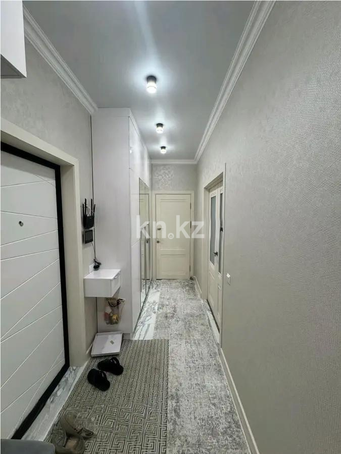 Продажа 2-комнатной квартиры, 60 м², пр. Шахтеров, дом  46/1 в Караганде - фото 4