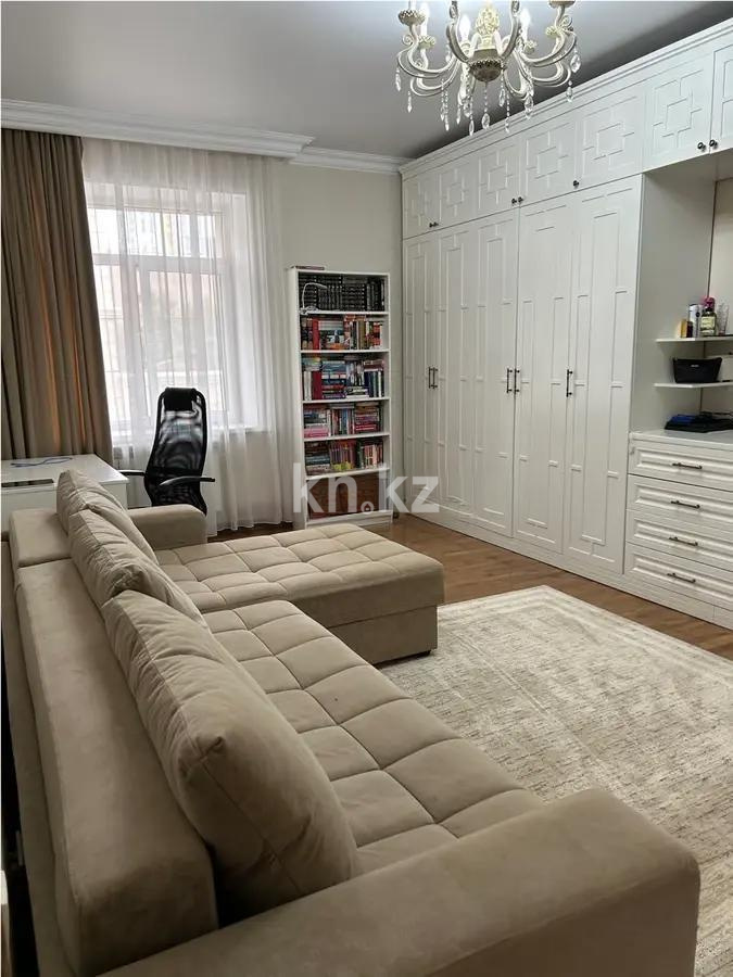 Продажа 4-комнатной квартиры, 167 м², ул. Сауран, дом  18 в Астане - фото 4
