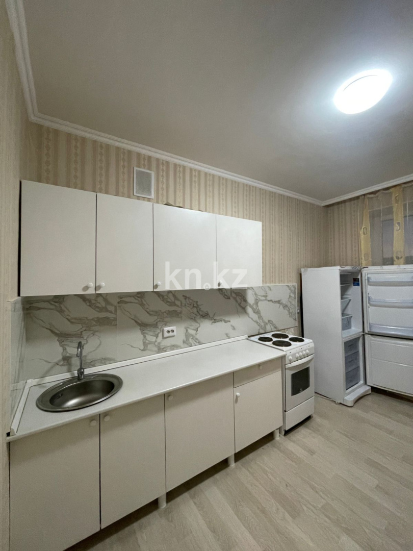 Продажа 1-комнатной квартиры, 39 м², ул. Болекпаева, дом  3 - ул. Азербаева в Астане - фото 4