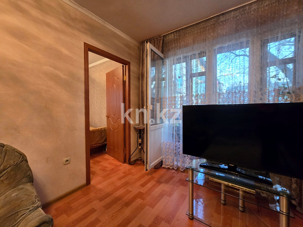 Продажа 2-комнатной квартиры, 43 м², мкр-н Аксай-2, дом  3 в Алматы - фото 2
