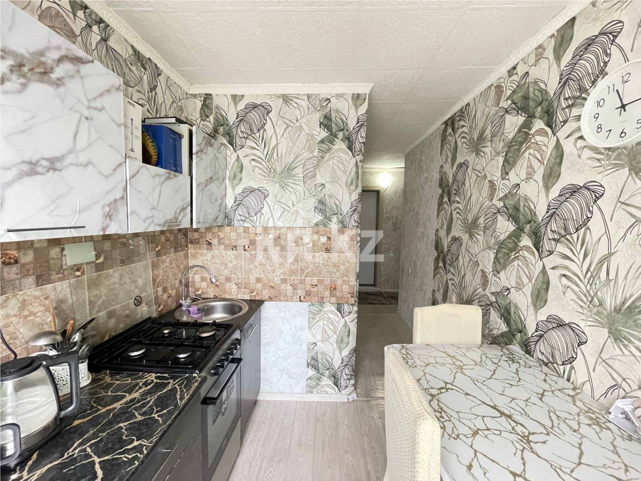 Продажа 4-комнатной квартиры, 60 м², 1А мкр. в Сарани - фото 10