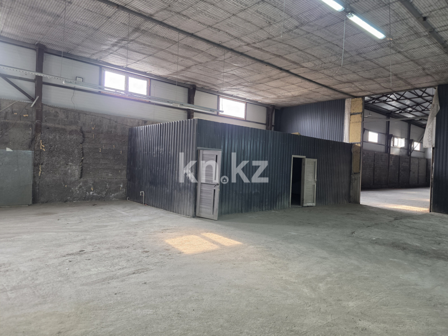 Аренда , 800 м², Улица Есим хана, дом  14/1 в Алматы