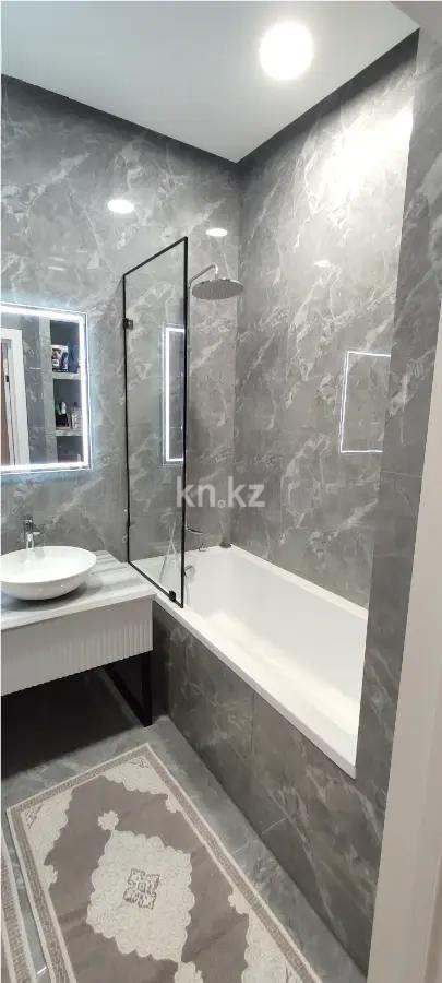 Продажа 2-комнатной квартиры, 72 м², пр. Кабанбай батыра, дом  60а/17 в Астане - фото 4