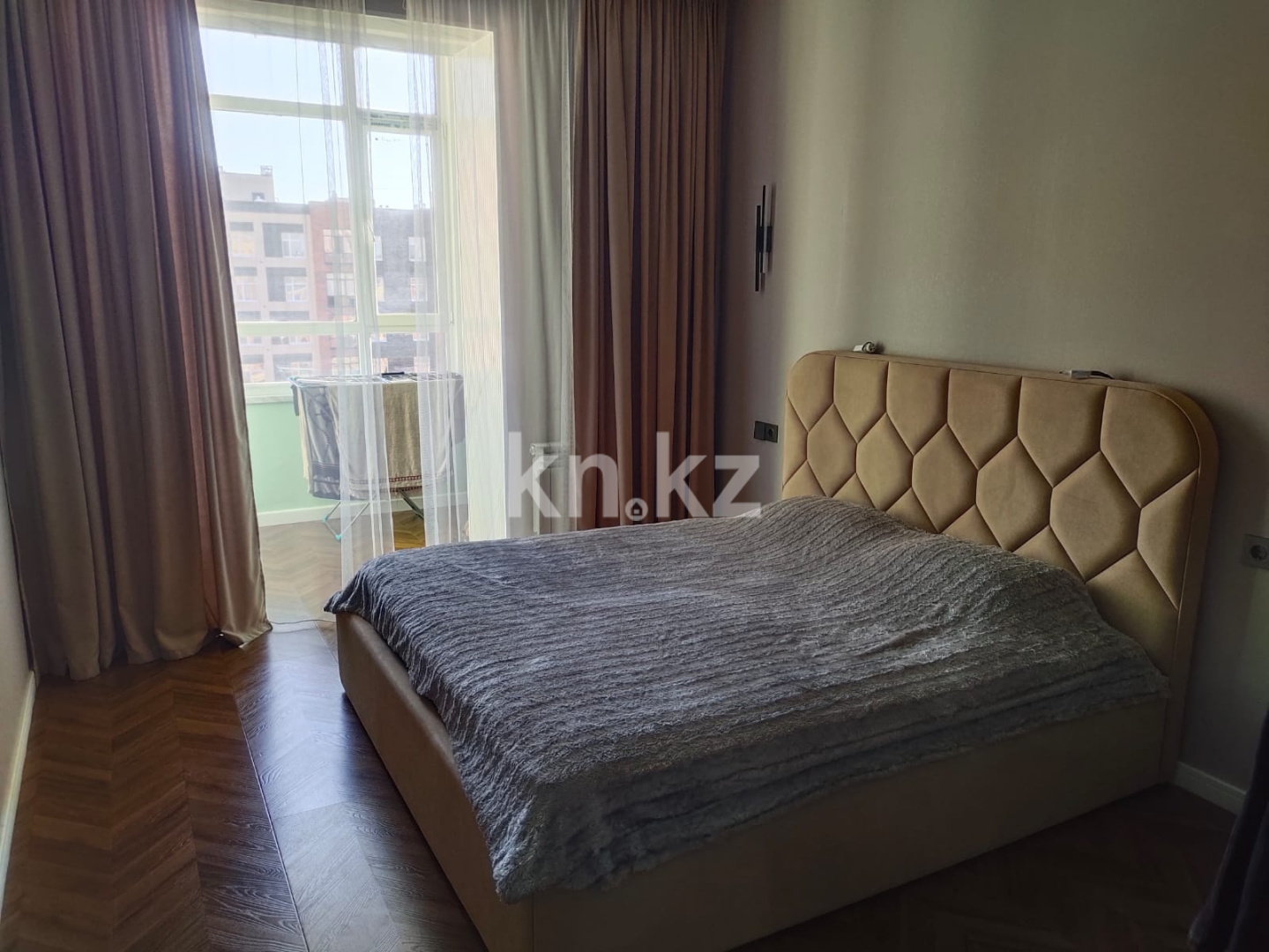 Продажа 3-комнатной квартиры, 82 м², 067 учетный квартал в Караганде - фото 5