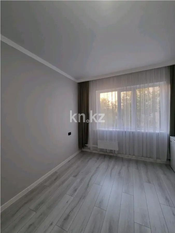 Продажа 1-комнатной квартиры, 42 м², мкр-н Аксай-4, дом  79 в Алматы