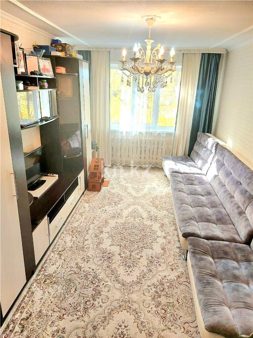 Продажа 2-комнатной квартиры, 47 м², 16 мкр. в Караганде