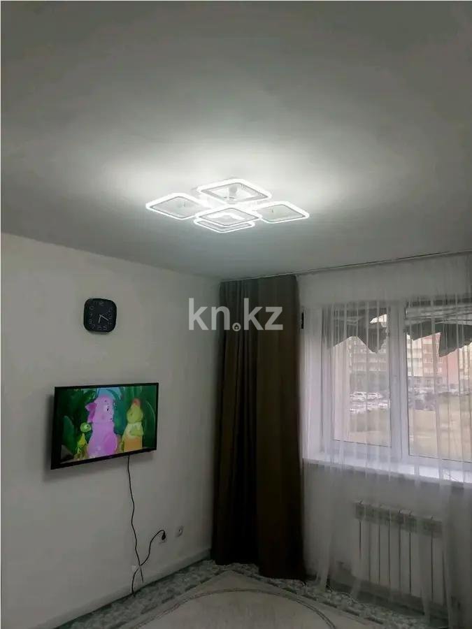 Продажа 1-комнатной квартиры, 30 м², ул. E-18, дом  1 в Астане