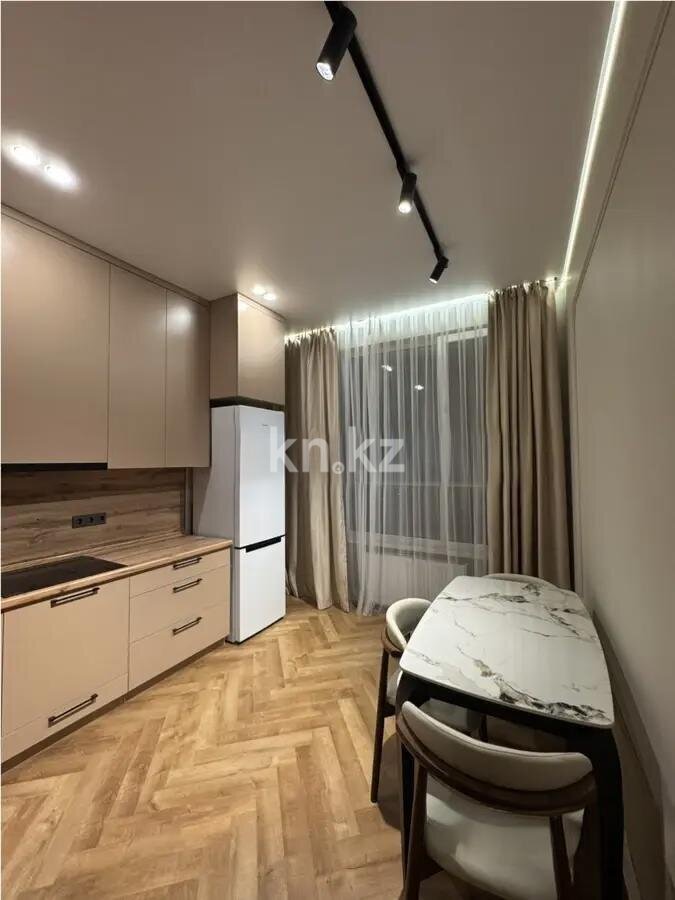 Продажа 1-комнатной квартиры, 45.7 м² в Алматы - фото 2