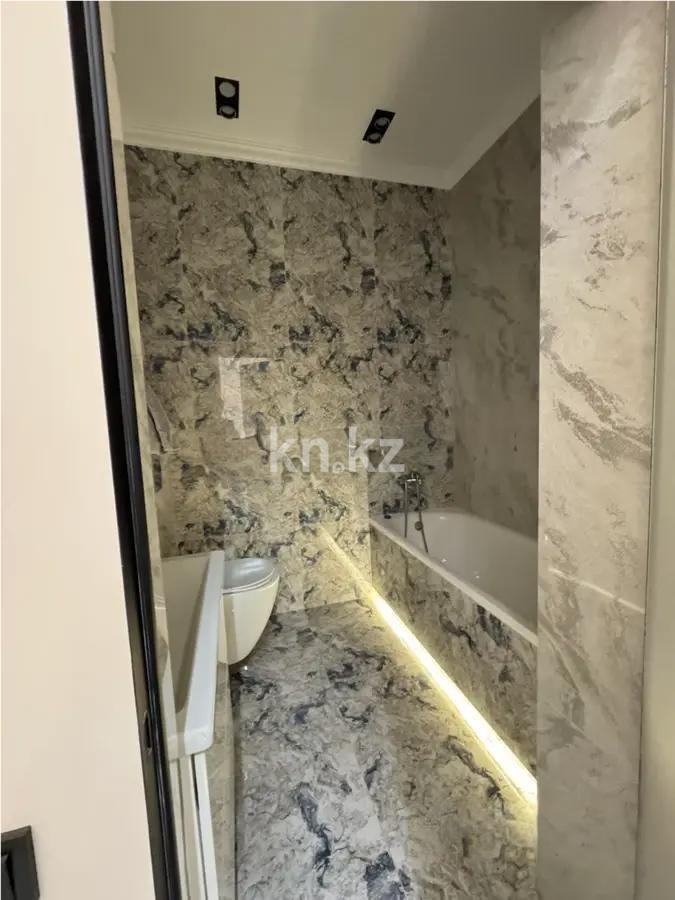 Продажа 2-комнатной квартиры, 50.2 м², ул. Розыбакиева, дом  237/1 в Алматы - фото 4