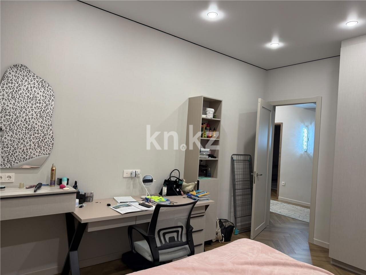 Продажа 3-комнатной квартиры, 106 м² в Караганде - фото 13