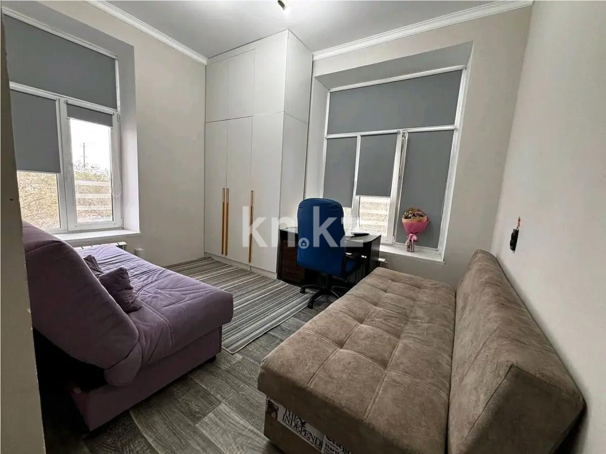Продажа 4-комнатной квартиры, 103 м², ул. Гапеева, дом  16/2 в Караганде - фото 4