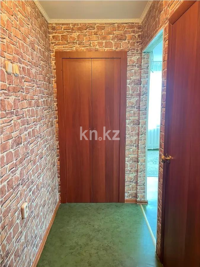 Продажа 1-комнатной квартиры, 31 м², мкр-н 15, дом  7 в Караганде - фото 4