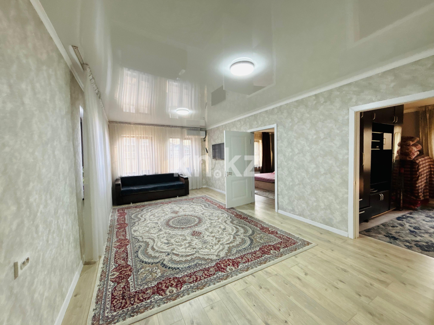 Продажа 4-комнатного дома, 100 м² в Алматы - фото 2