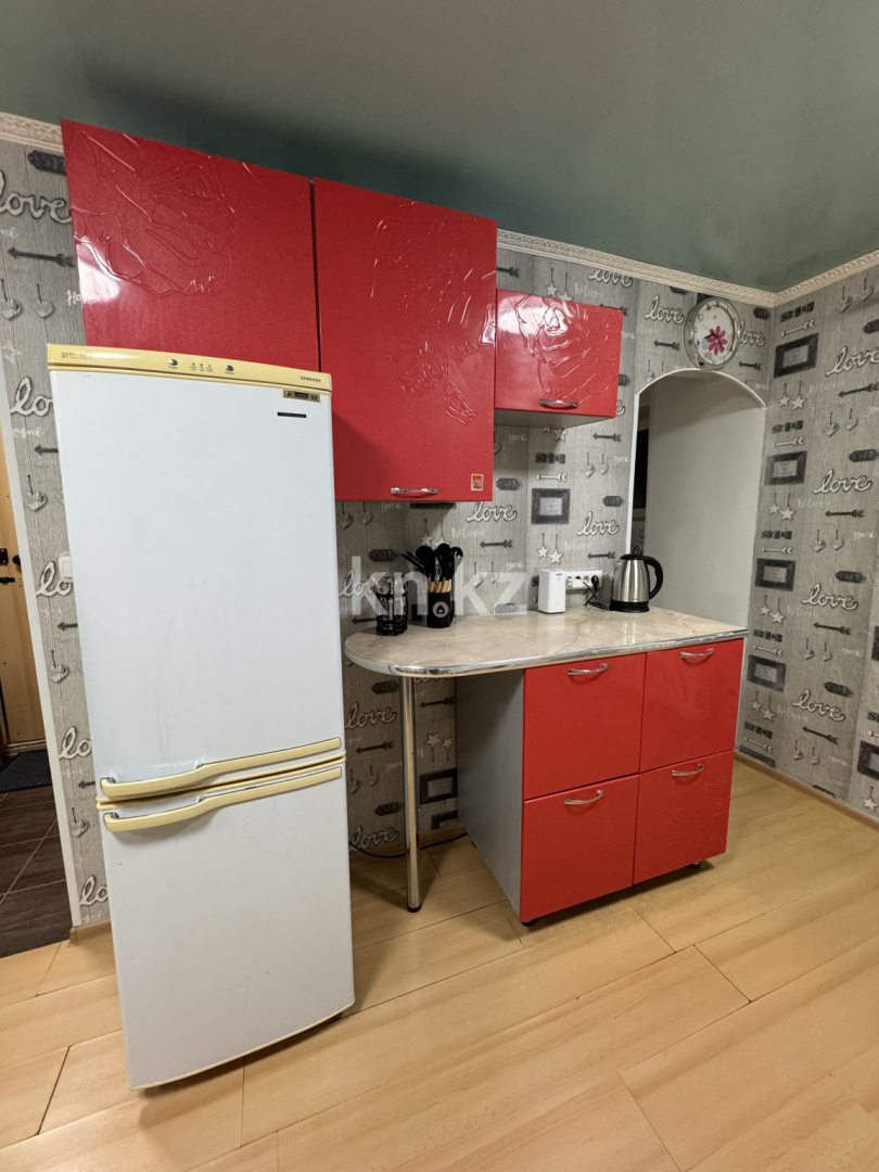 Аренда 2-комнатной квартиры посуточно, 52 м², Исы Байзакова, дом  147 в Павлодаре - фото 3