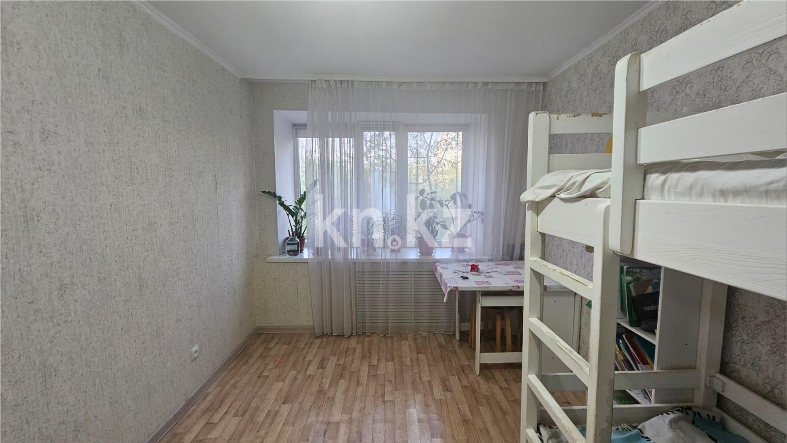 Продажа 2-комнатной квартиры, 45 м², Республики в Астане
