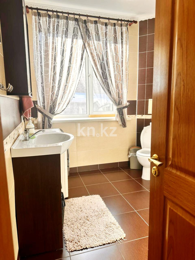 Продажа 4-комнатного дома, 205 м² в Астане - фото 9