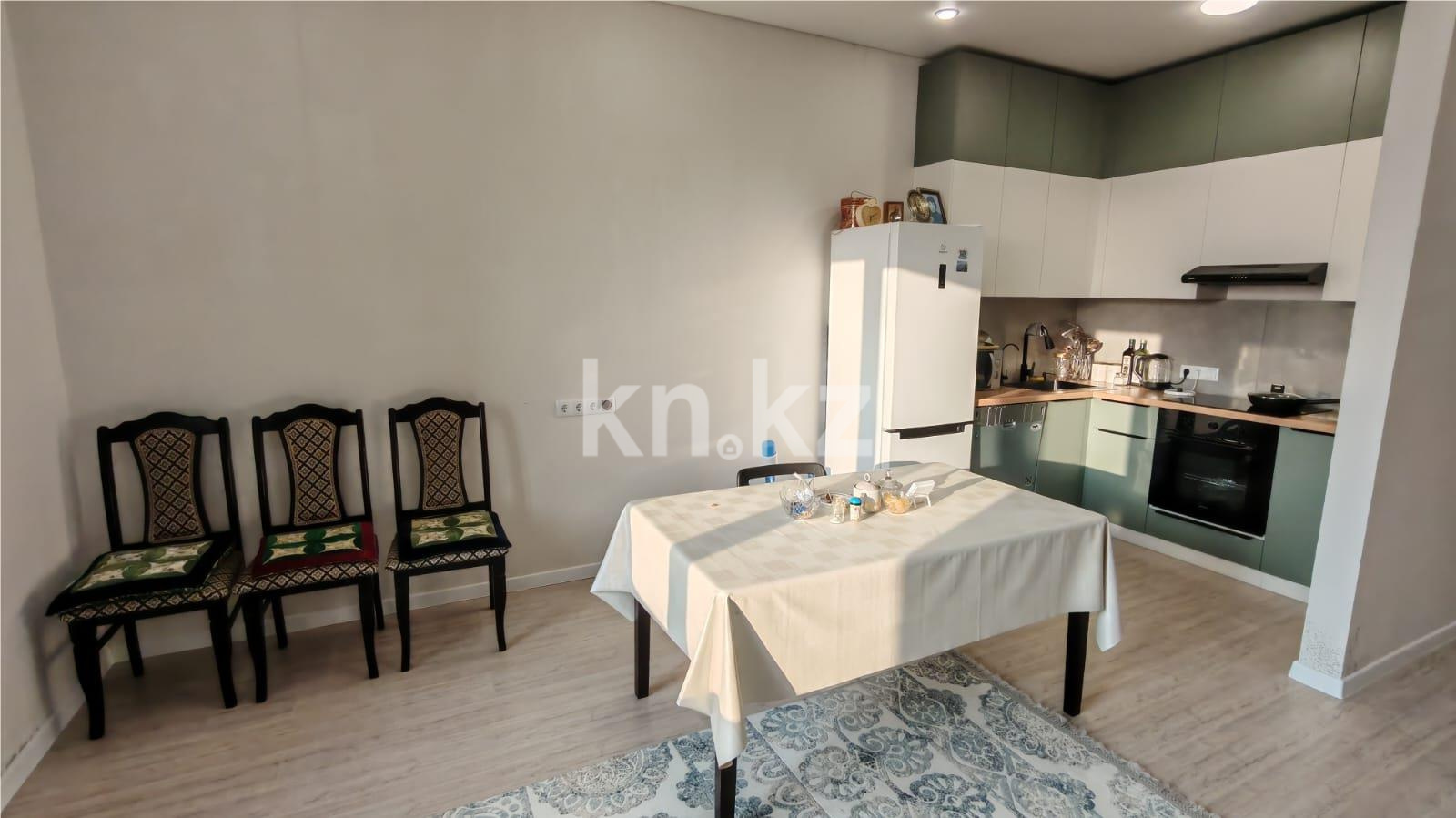 Продажа 3-комнатной квартиры, 63 м², ул. Университетская, дом  28/19 в Караганде - фото 8