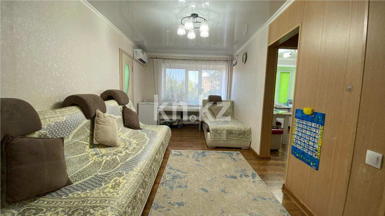 Продажа 3-комнатной квартиры, 41 м², мкр-н 12 в Караганде