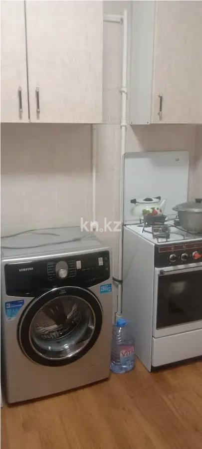 Продажа 2-комнатной квартиры, 45 м², мкр-н 4, дом  6 в Алматы - фото 2